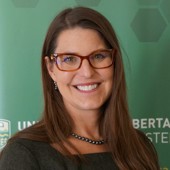 Photo for Lianne Lefsrud