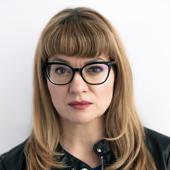 Photo for Lynora Saxinger